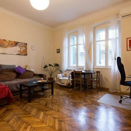 רייקה Central, Fully Equipped 2 Bedroom Flat מראה חיצוני תמונה