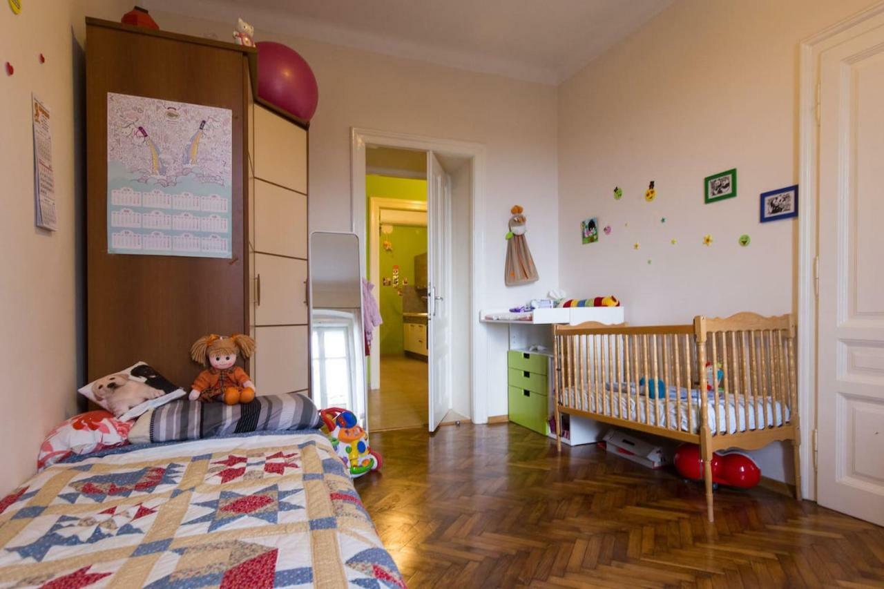 רייקה Central, Fully Equipped 2 Bedroom Flat מראה חיצוני תמונה